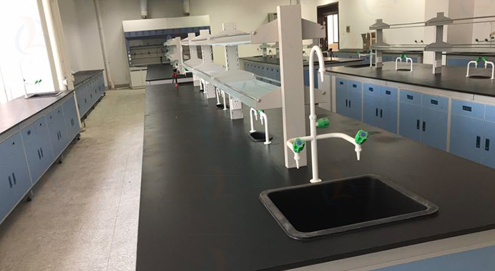 鋼木實(shí)驗(yàn)臺(tái)案例實(shí)拍